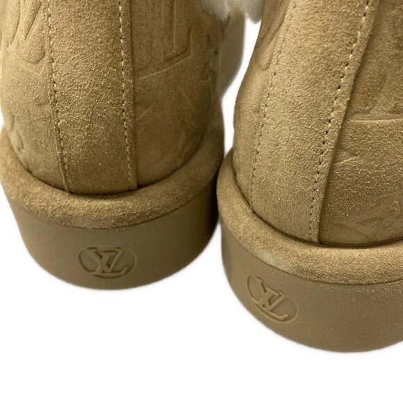 LOUIS VUITTON Aspen Chelsea Boots Beige - Women's Boots 784-021925 - Picture 6 of 10